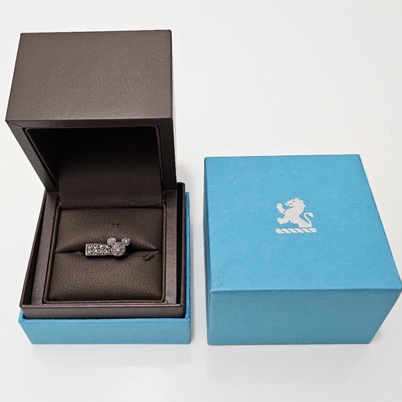 🇨🇦 Birks Disney Mickey Mouse Sterling Silver & Marcasite Gemstone Ring - Picture 6 of 16